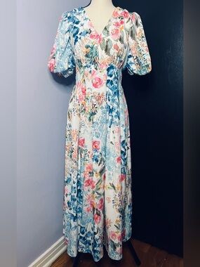 MAXIGERUI Floral V-Neck Maxi Dress in Multi-Color